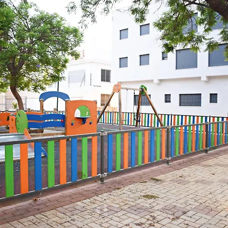 At La Isla Preciosos Apartamentos Cerca Del Centro De La Ciudad Y De La Playa Málaga Exterior foto