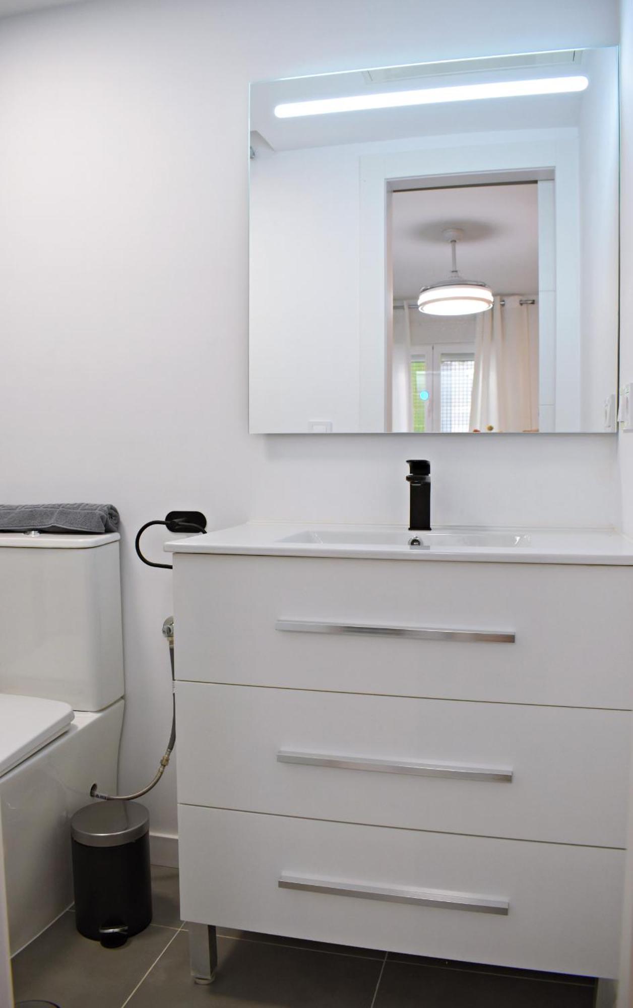 At La Isla Preciosos Cerca Del Centro De La Ciudad Y De La Playa Apartament Malaga